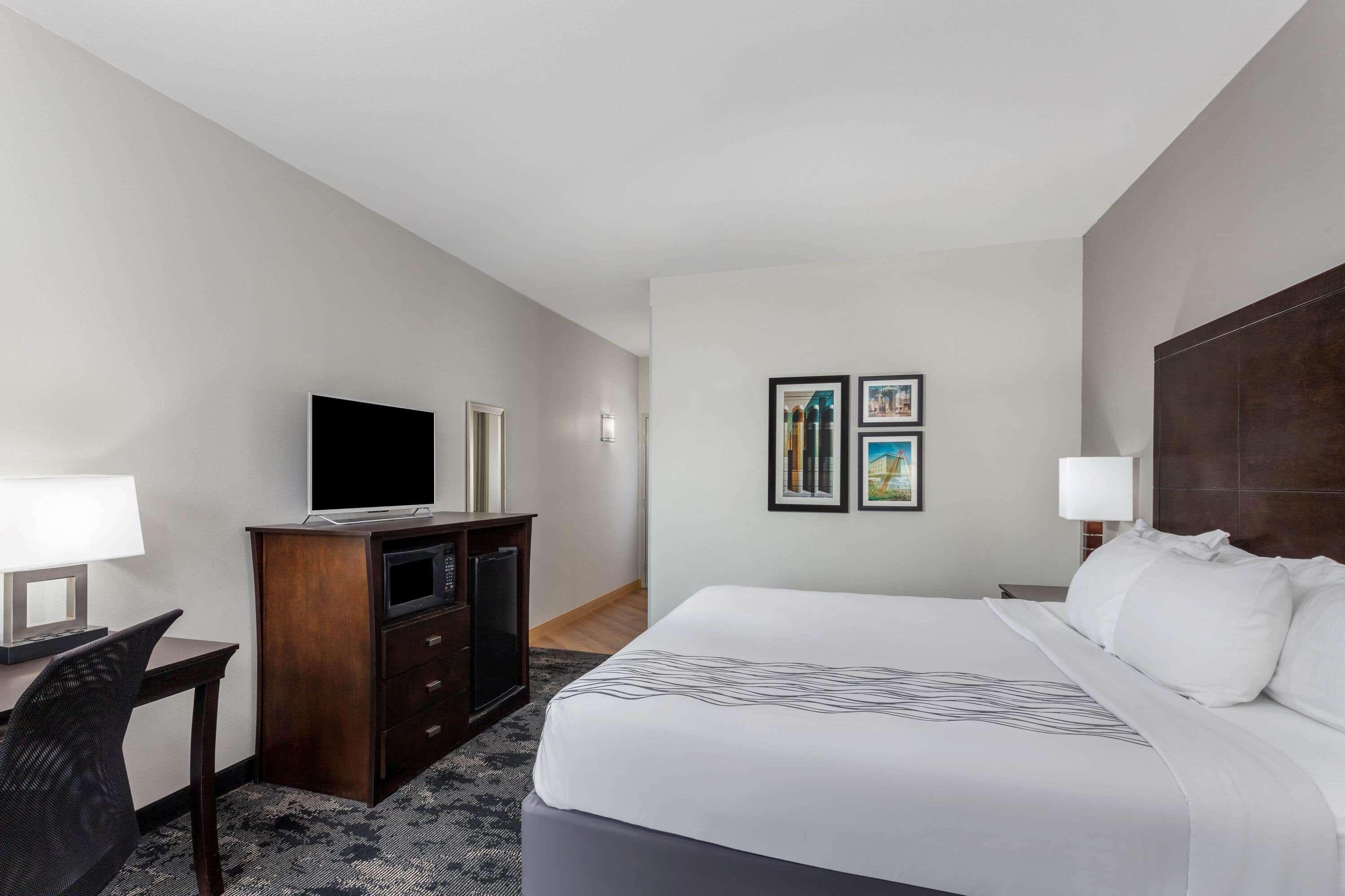 La Quinta By Wyndham Columbus - Edinburgh Hotel Екстериор снимка